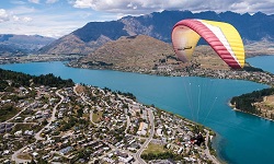 Queenstown paragliding